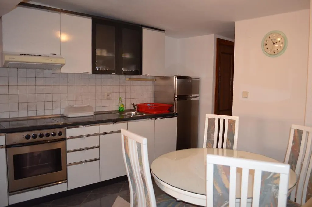 Apartment Borna Baška 0*,  Horvátország